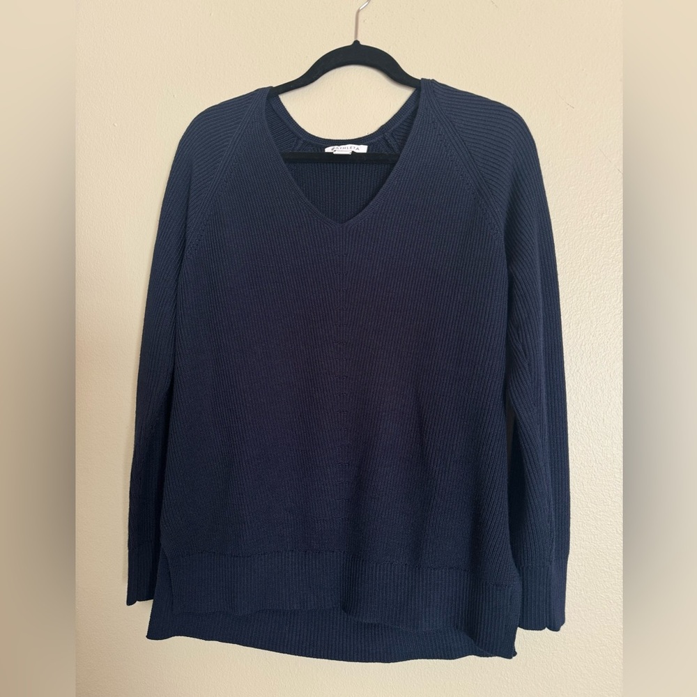 NWT Athleta Hanover V-neck Sweater -size small